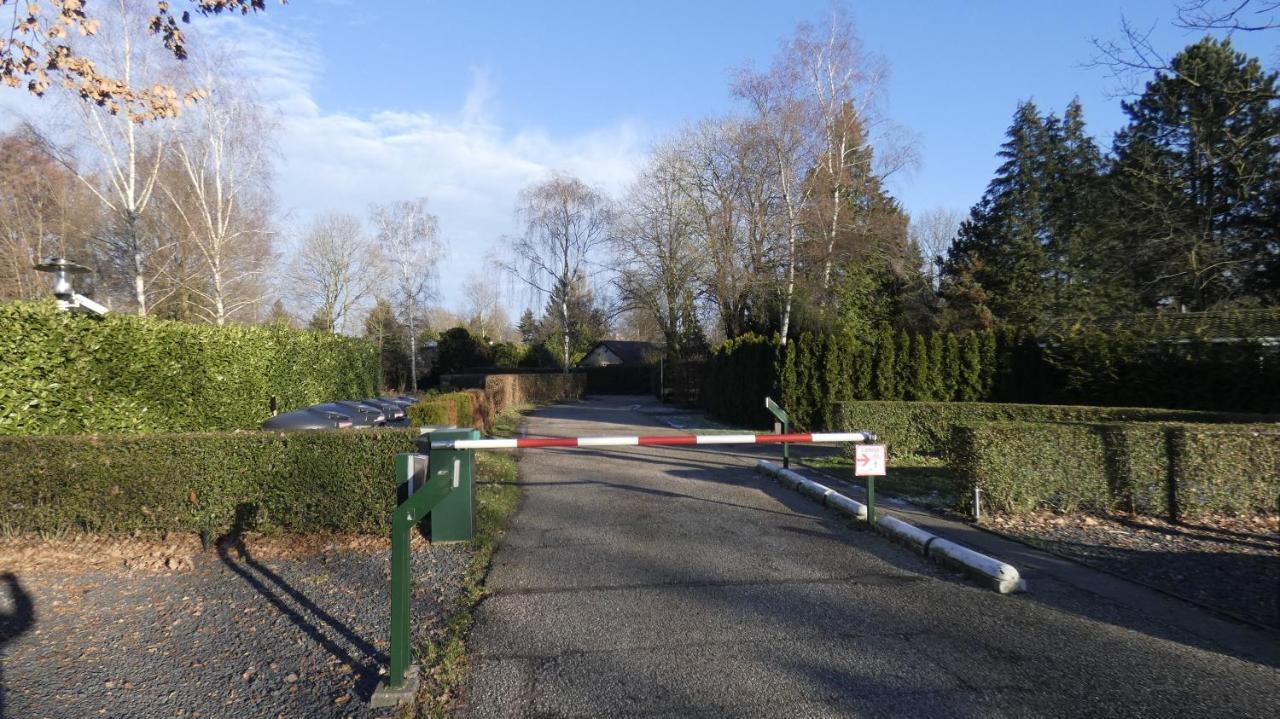 Poort Van De Veluwe Voorthuizen Exterior photo