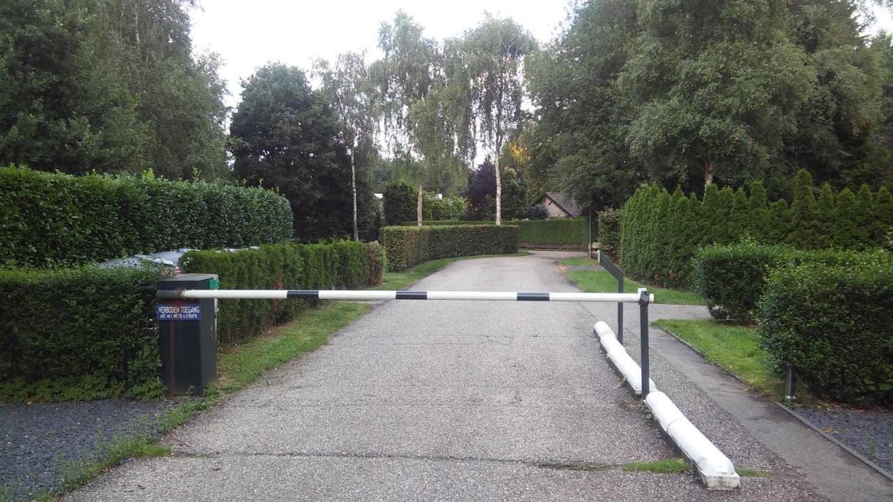 Poort Van De Veluwe Voorthuizen Exterior photo